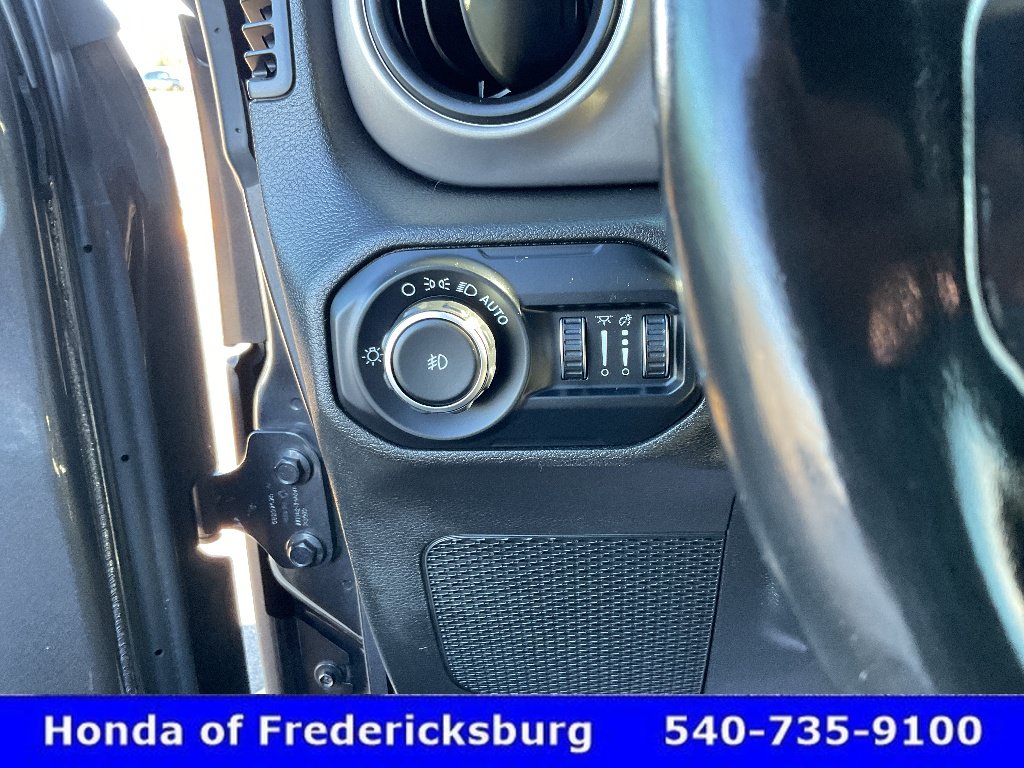 Used 2020 Jeep Wrangler Unlimited Sport AWD/4WD image 41