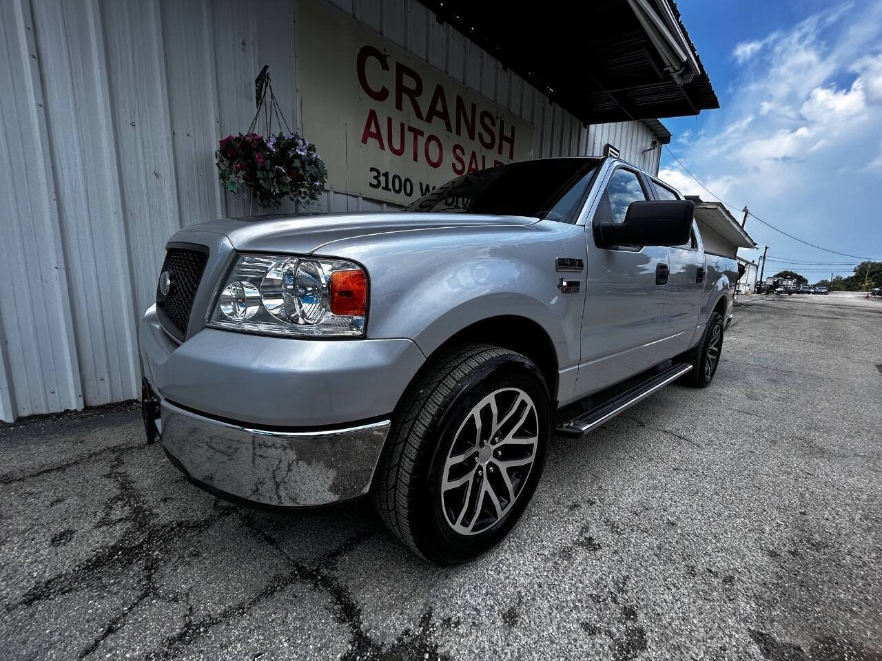 Used 2006 Ford F150 XLT RWD image 2