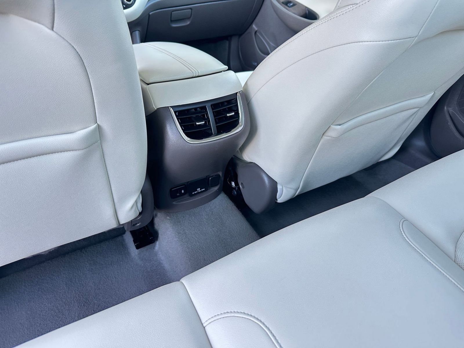 Used 2024 Chevrolet Malibu LT image 24