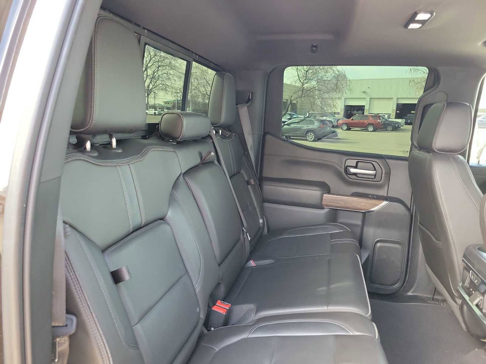 Used 2019 Chevrolet Silverado 1500 High Country w/ Technology Package image 9
