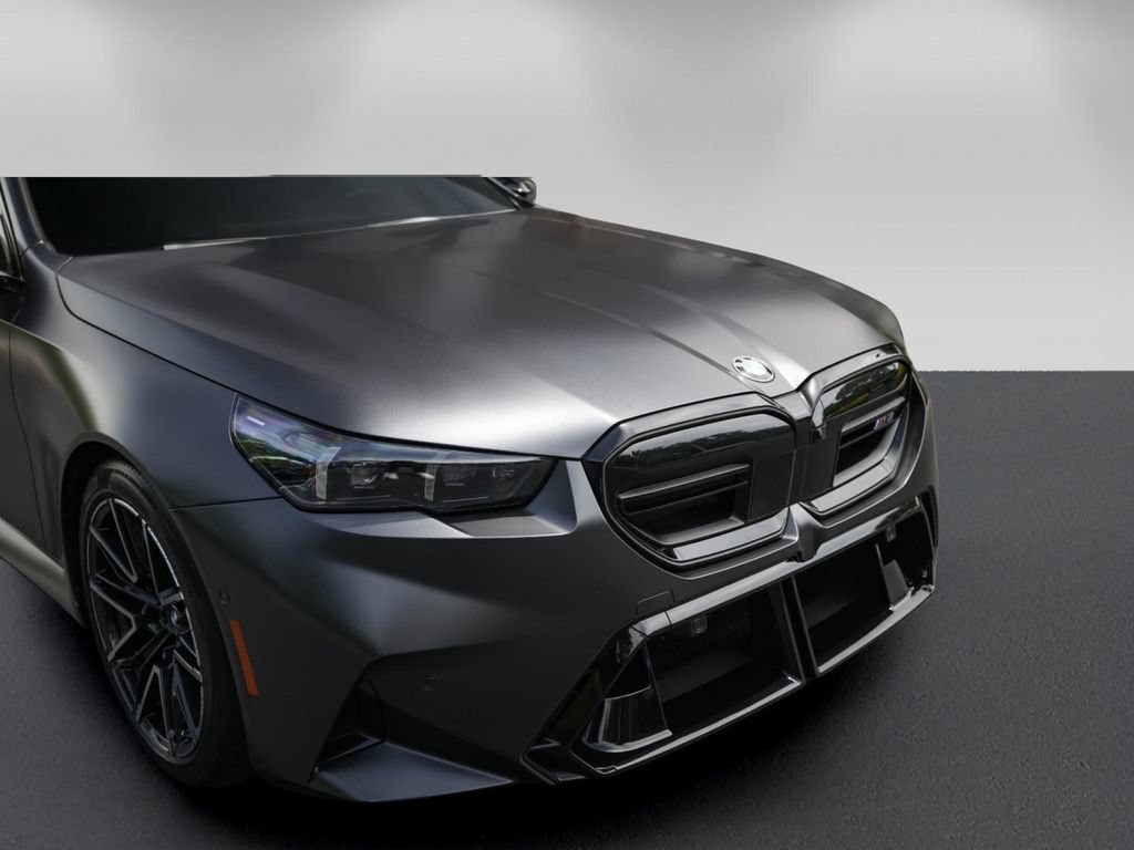 Used 2026 BMW M5 Touring AWD/4WD image 10