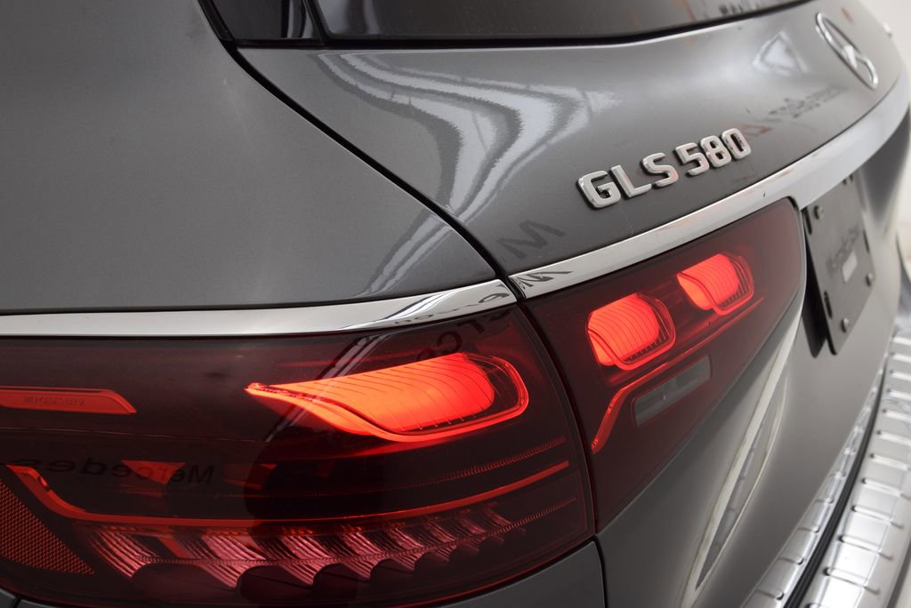 New 2025 Mercedes-Benz GLS 580 4MATIC image 13