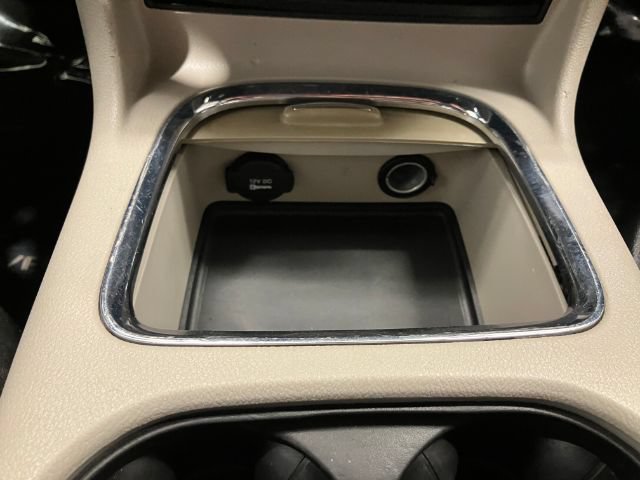 Used 2018 Dodge Grand Caravan SXT FWD image 39