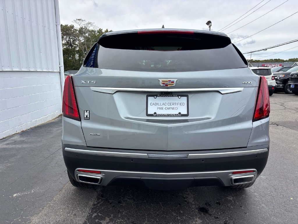 Used 2026 Cadillac XT5 Premium Luxury w/ Driver Assist Package AWD/4WD image 3