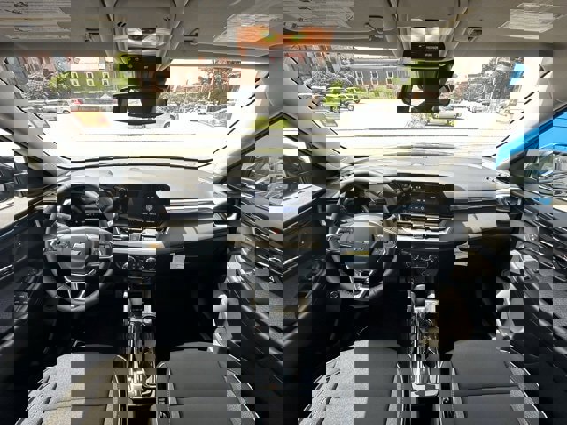 New 2025 Chevrolet TrailBlazer LT w/ Convenience Package image 25