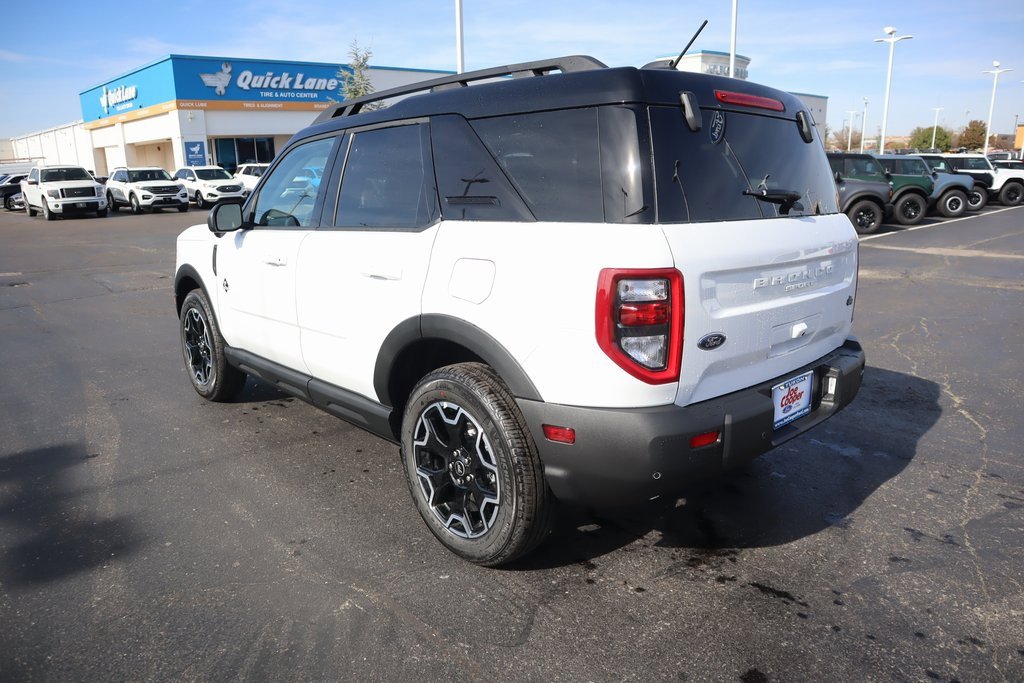 New 2025 Ford Bronco Sport Outer Banks w/ Outer Banks Tech Package+ image 24