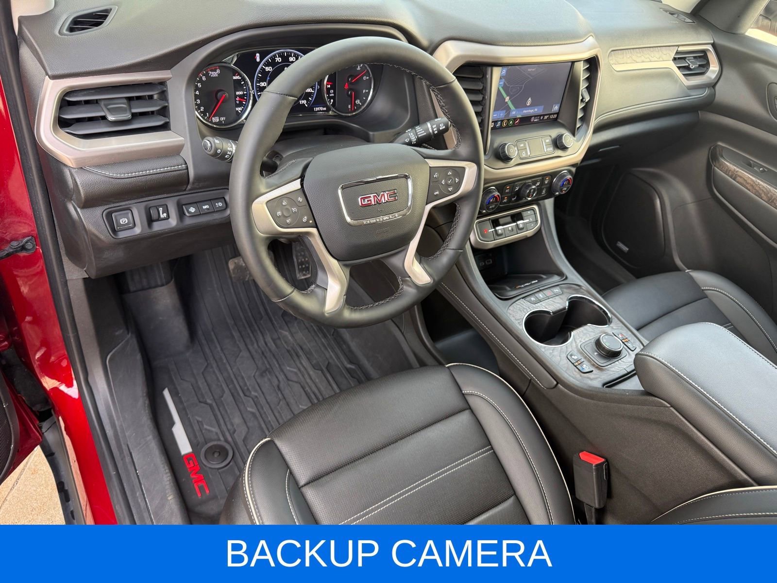 Used 2023 GMC Acadia Denali image 19