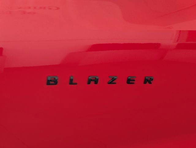 Certified 2024 Chevrolet Blazer RS w/ Driver Confidence II Package image 5
