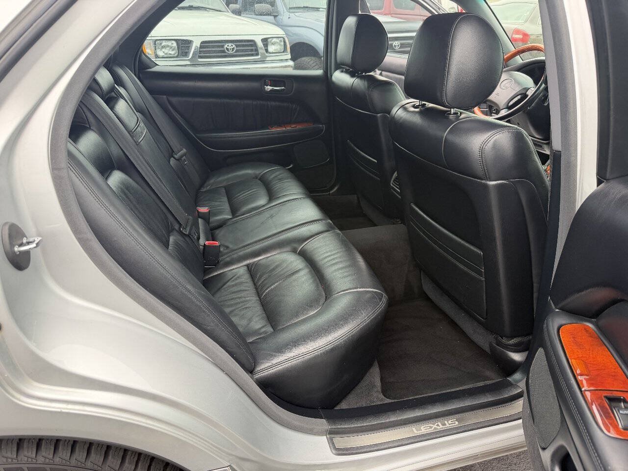 Used 1998 Lexus LS 400 RWD image 25