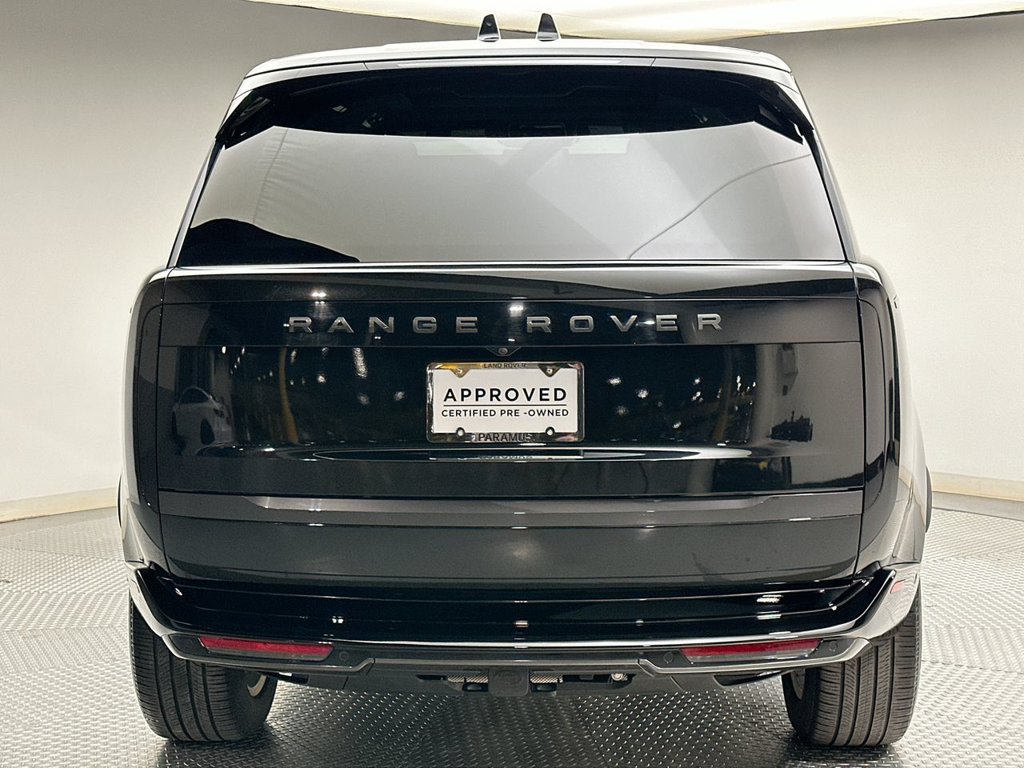 Certified 2025 Land Rover Range Rover SE AWD/4WD image 12