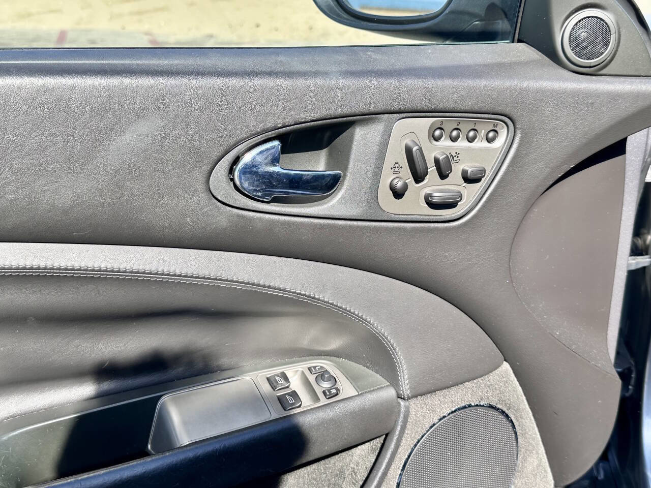 Used 2007 Jaguar XK Convertible image 15