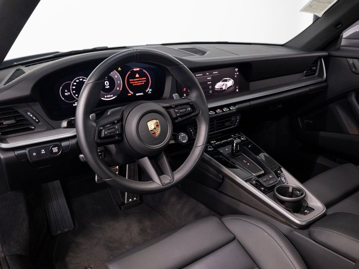 Certified 2025 Porsche 911 Carrera image 4