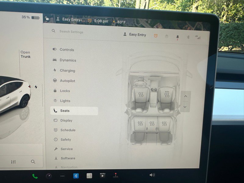 Used 2025 Tesla Model Y Long Range image 46