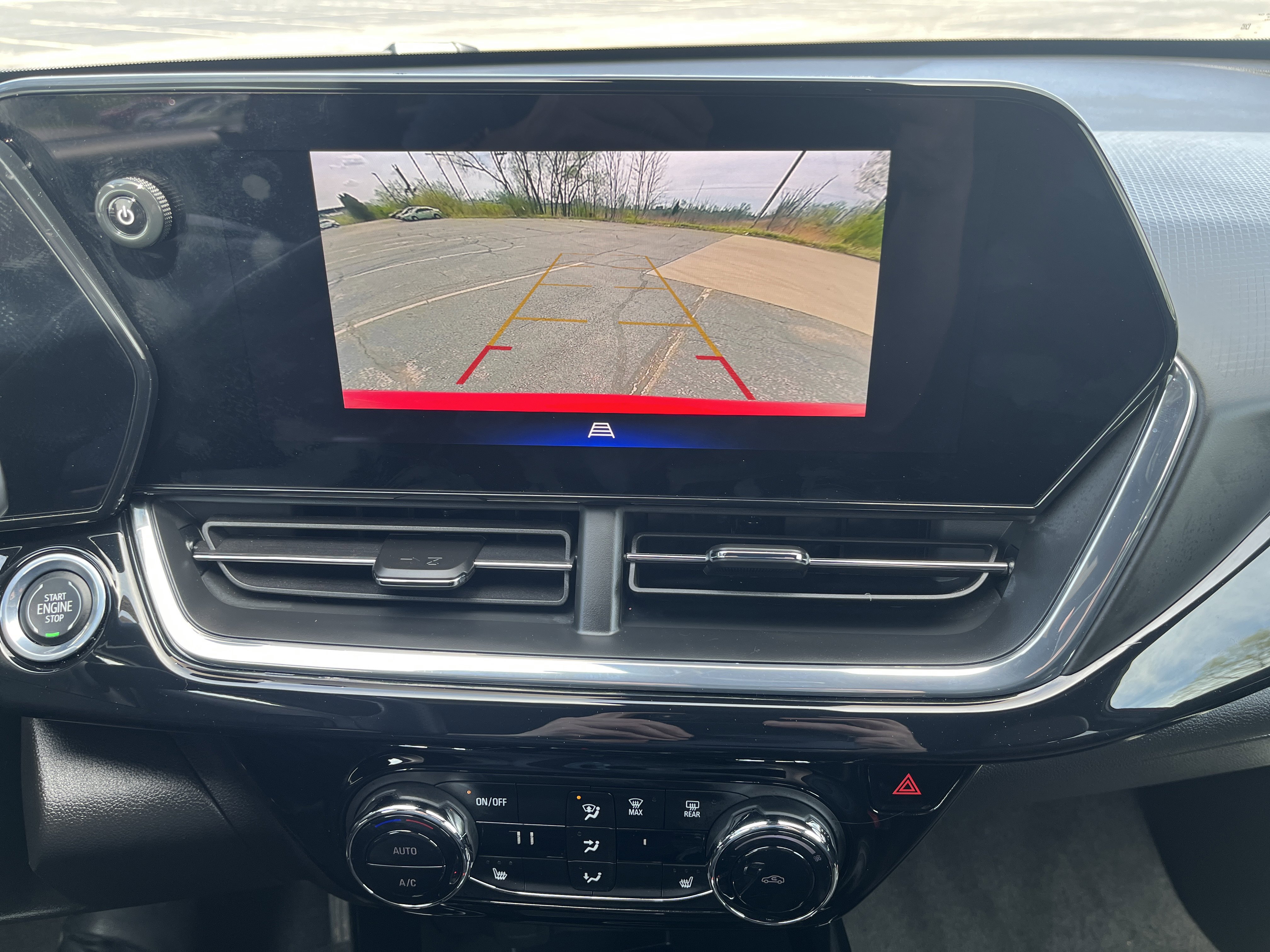 Used 2026 Chevrolet Trax RS w/ Driver Confidence Package FWD image 24