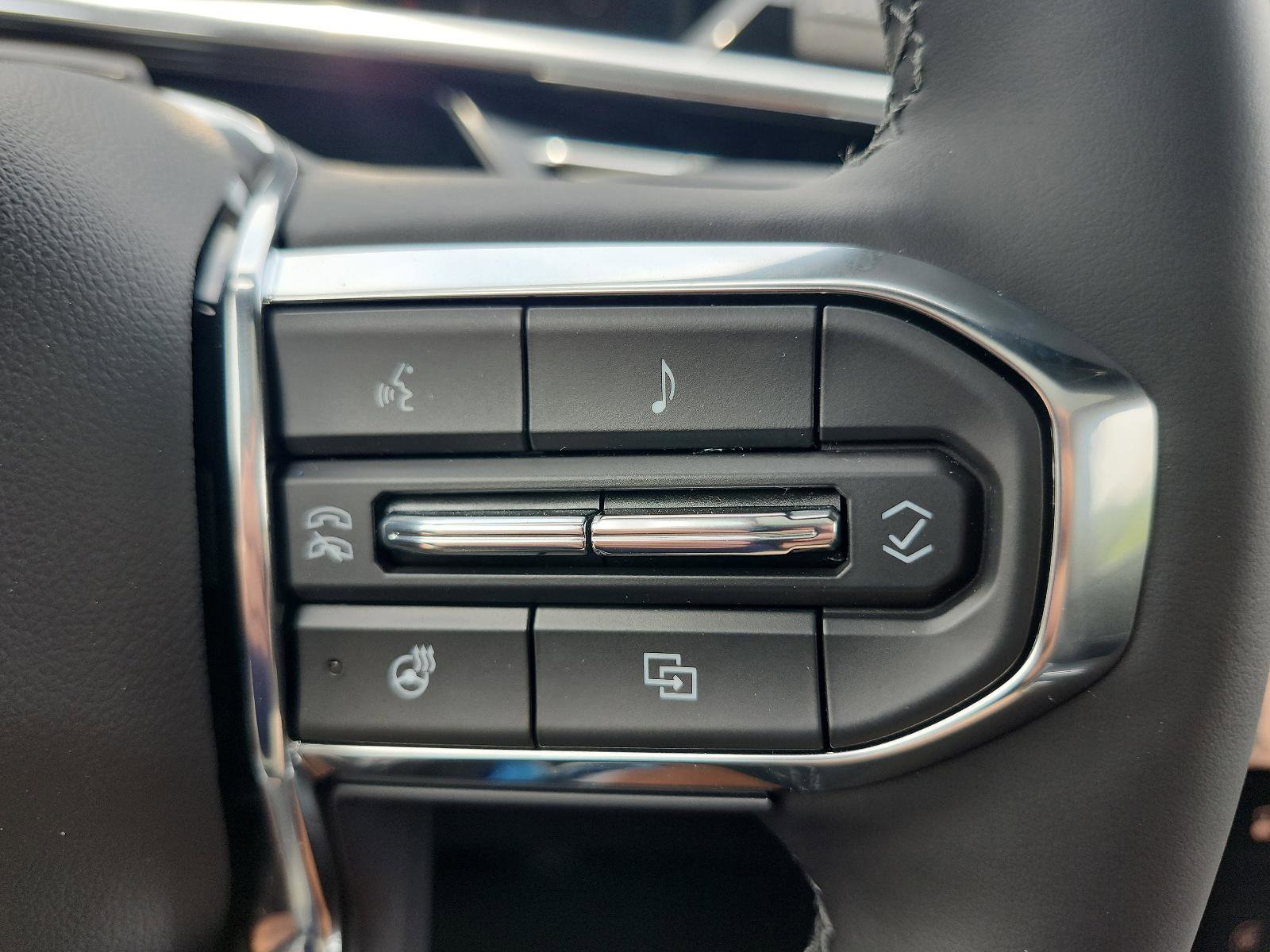 New 2025 GMC Sierra EV Denali image 23