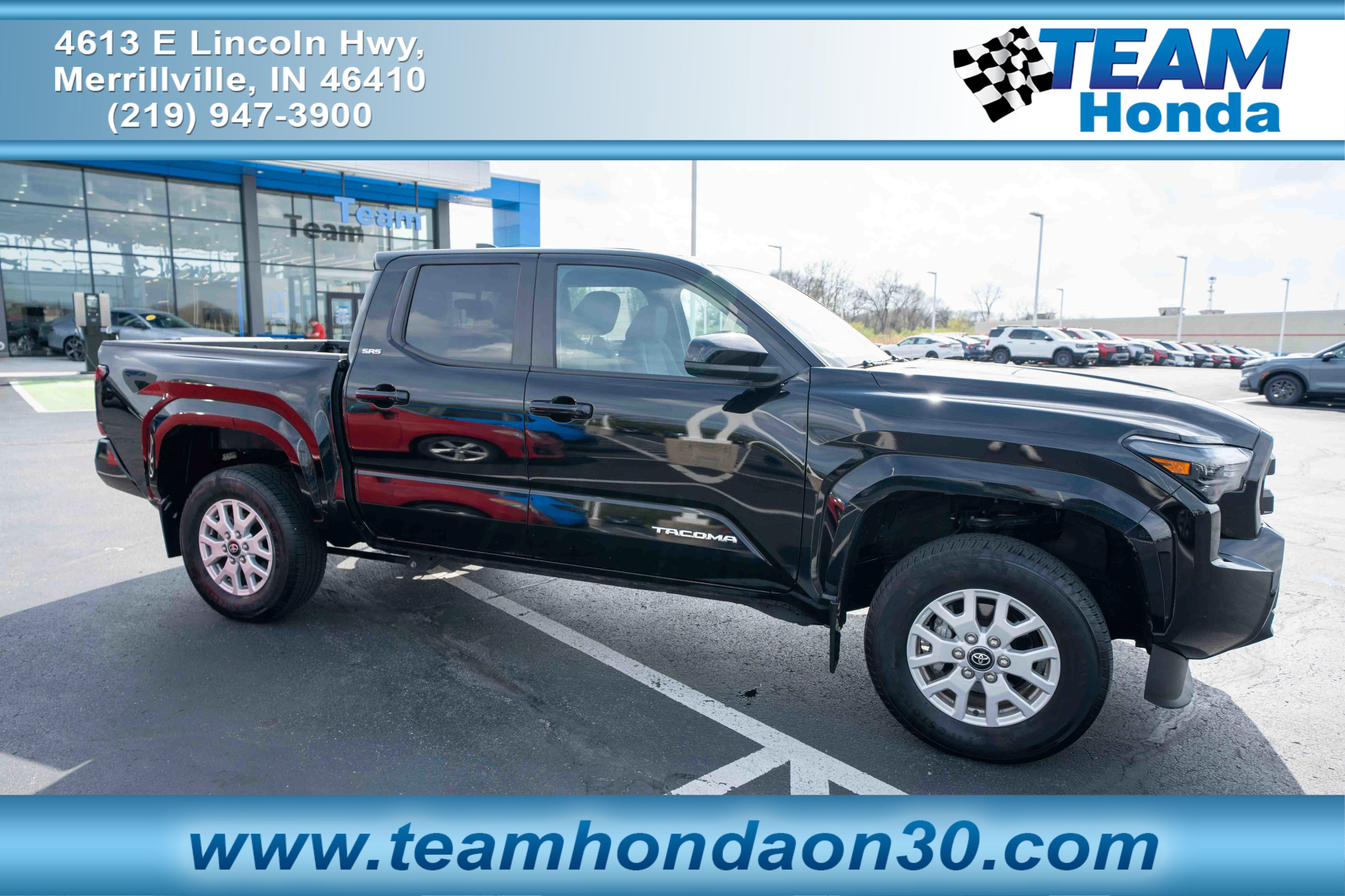 Used 2024 Toyota Tacoma SR5 image 1