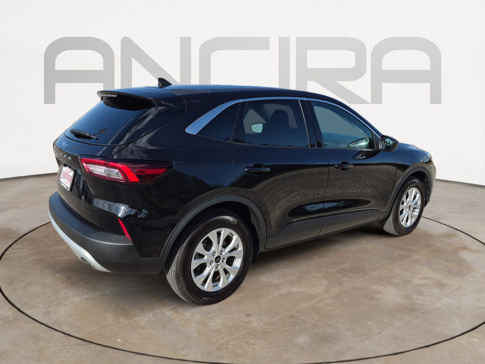 Used 2024 Ford Escape Active image 10