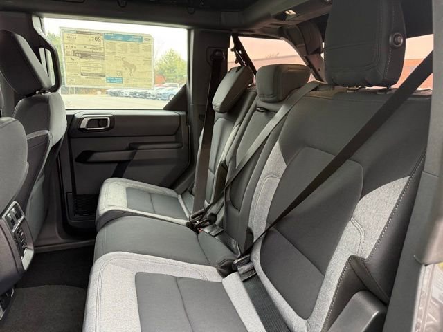 New 2025 Ford Bronco 4-Door image 15