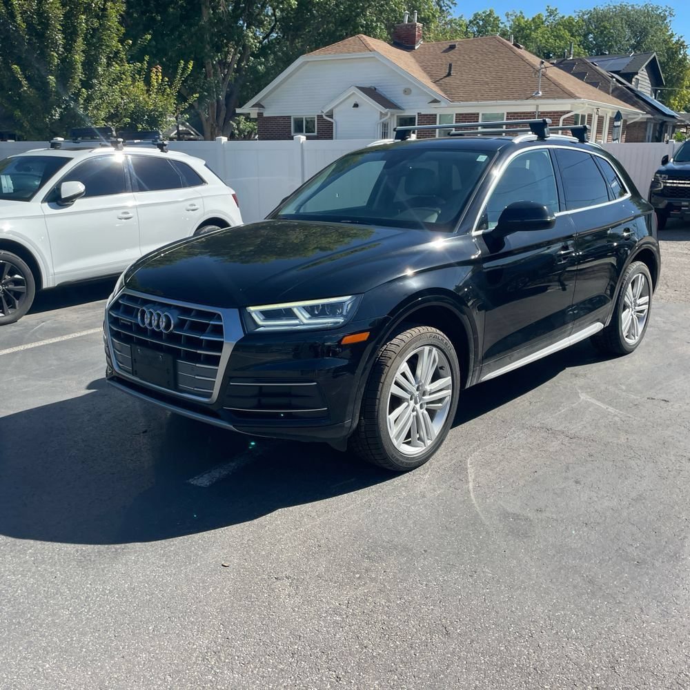 Used 2019 Audi Q5 2.0T Premium Plus w/ Premium Plus Package AWD/4WD image 2