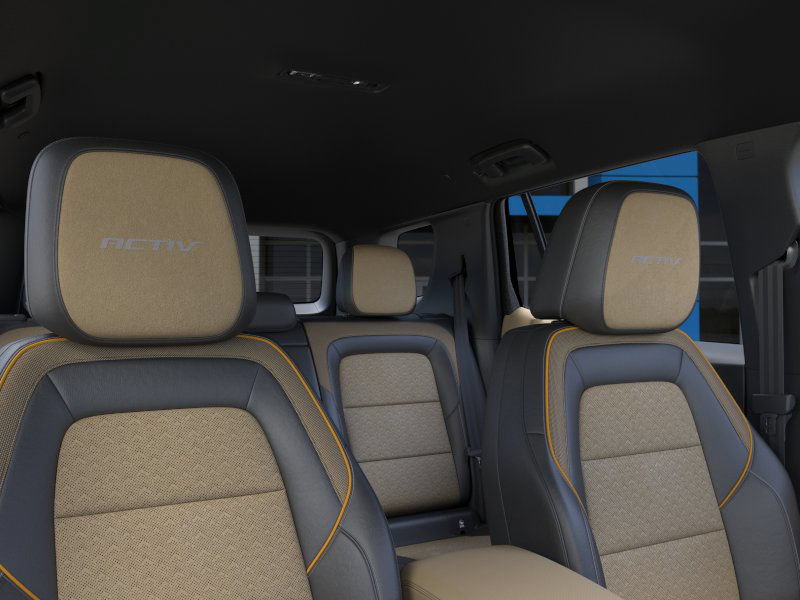New 2025 Chevrolet Equinox ACTIV w/ Safety and Technology Package FWD image 24