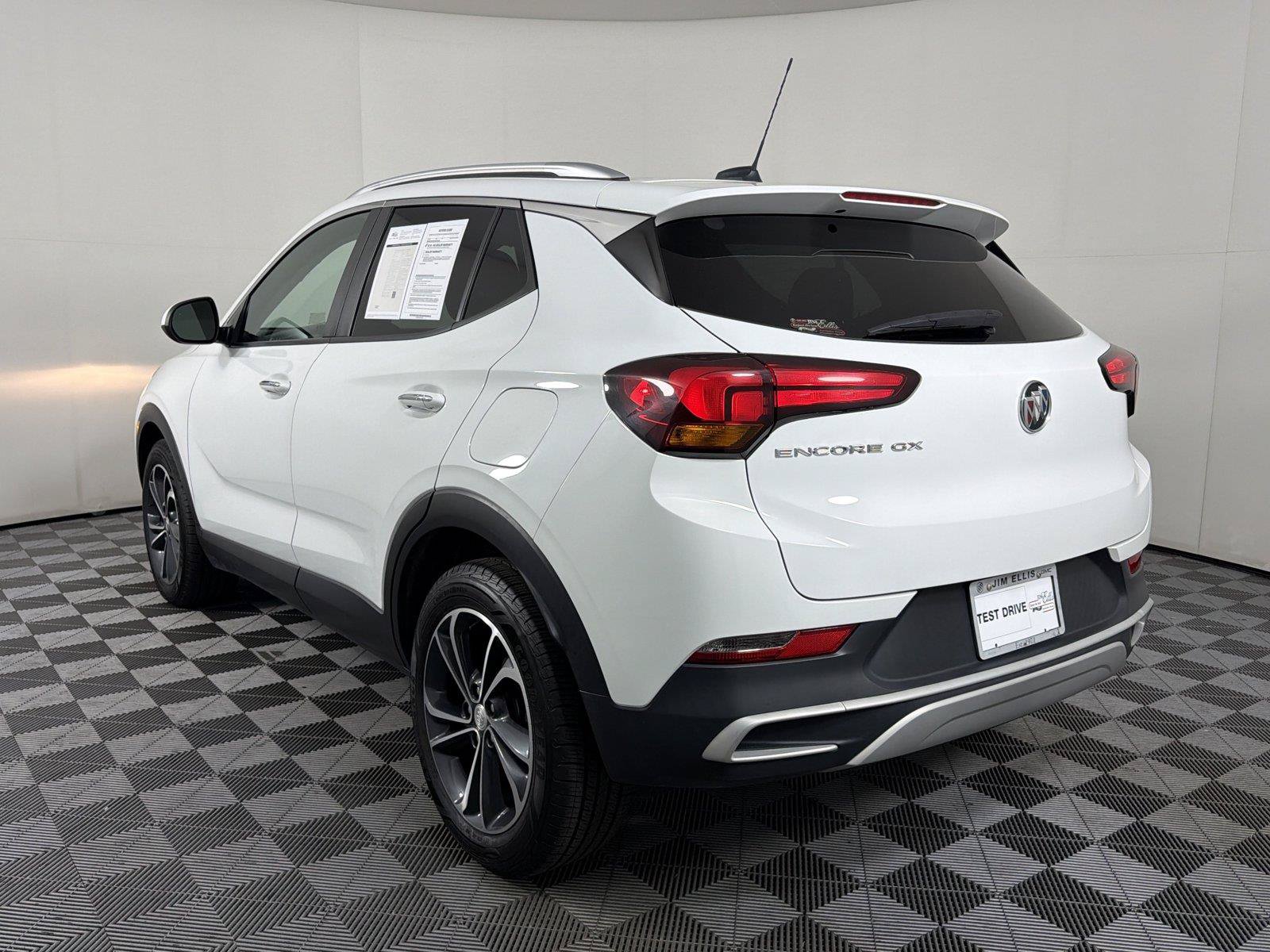 Certified 2023 Buick Encore GX Select w/ Safety Package II FWD image 4