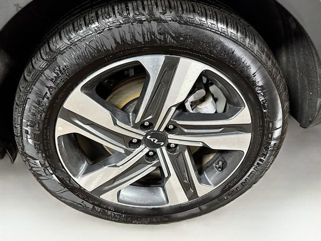 Used 2023 Kia Sorento EX image 10