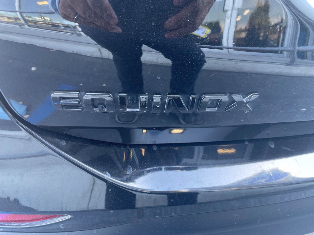 Used 2019 Chevrolet Equinox LS w/ LPO, Blackout Package FWD image 6