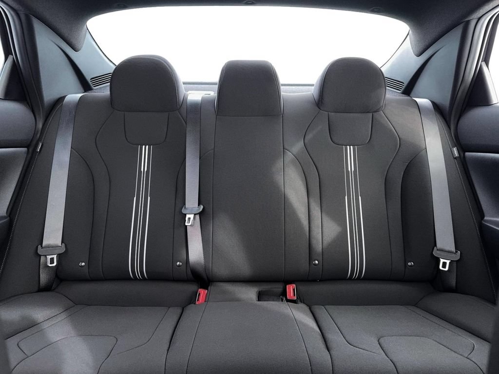 New 2026 Hyundai Elantra Sport FWD image 18