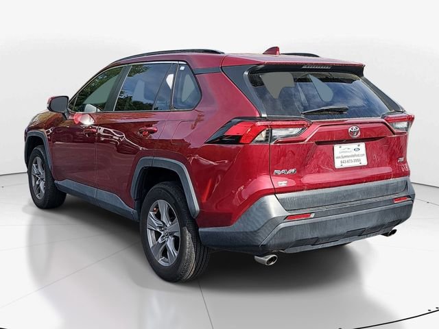 Used 2022 Toyota RAV4 XLE image 6