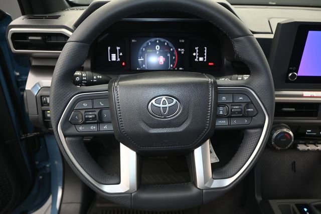 New 2026 Toyota 4Runner SR5 RWD image 5