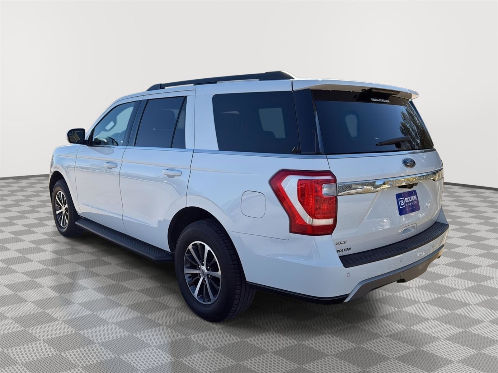 Used 2019 Ford Expedition XLT w/ Equipment Group 201A image 3
