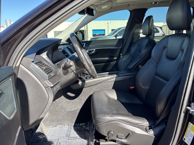 Used 2020 Volvo XC90 T5 Momentum w/ Protection Package Premier image 13