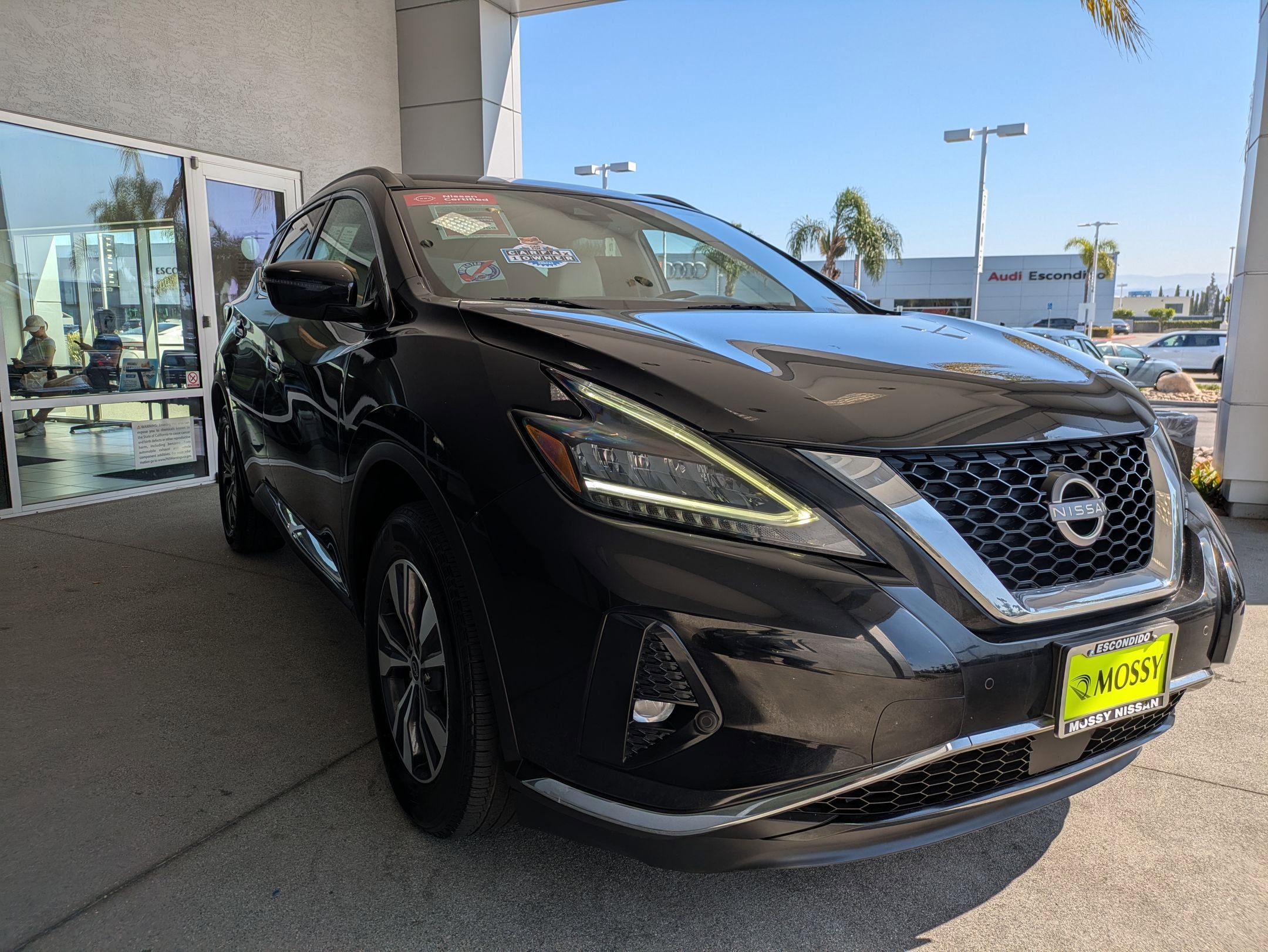 Used 2023 Nissan Murano SV image 3