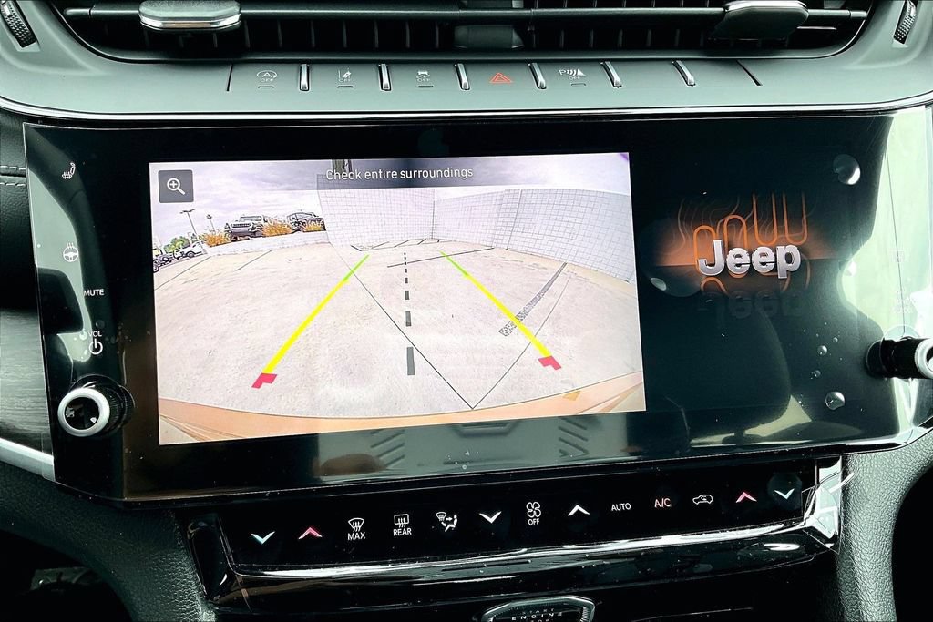 New 2026 Jeep Grand Cherokee Limited w/ Limited Altitude Package AWD/4WD image 25