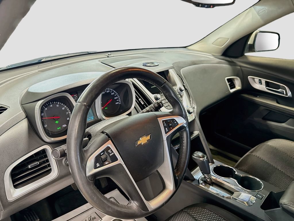 Used 2017 Chevrolet Equinox LT w/ Convenience Package FWD image 9