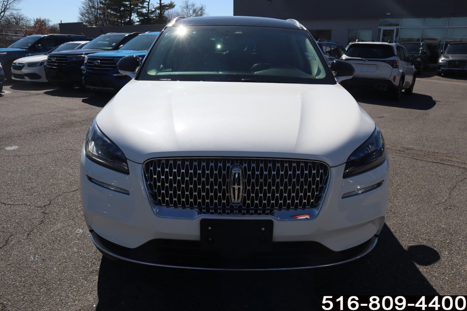 Used 2022 Lincoln Corsair AWD w/ Premium Package image 2