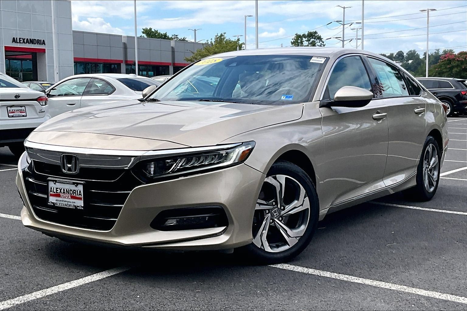 Used 2018 Honda Accord EX video 1