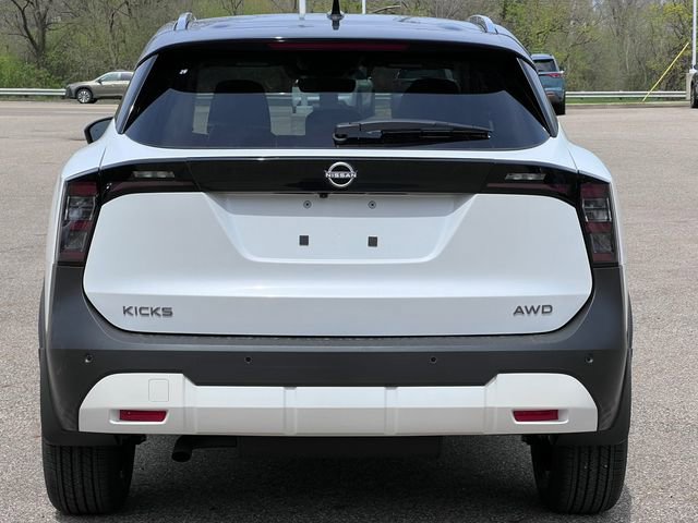 New 2026 Nissan Kicks SV w/ SV Premium Package AWD/4WD image 35