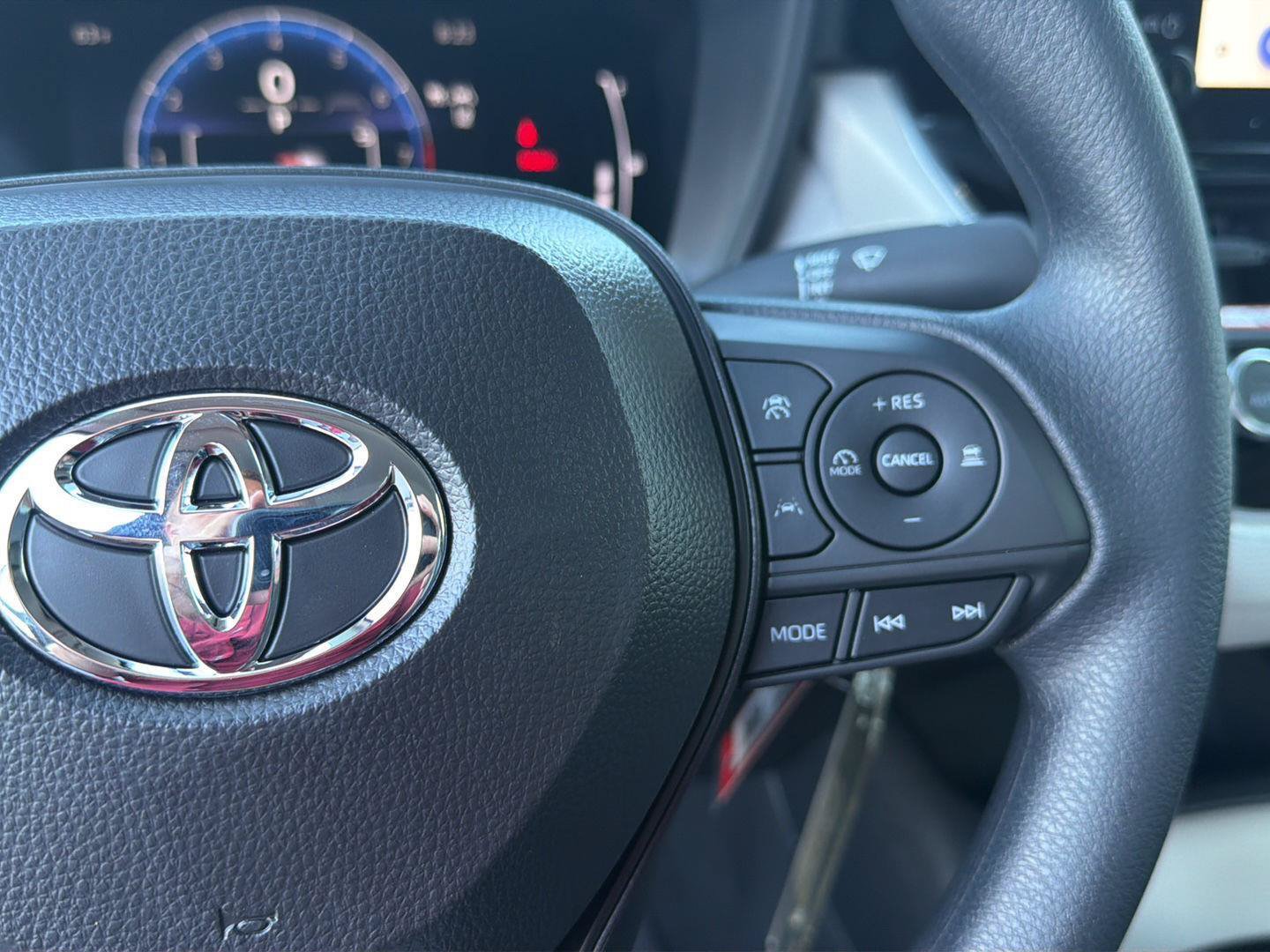 New 2027 Toyota Corolla LE FWD image 22