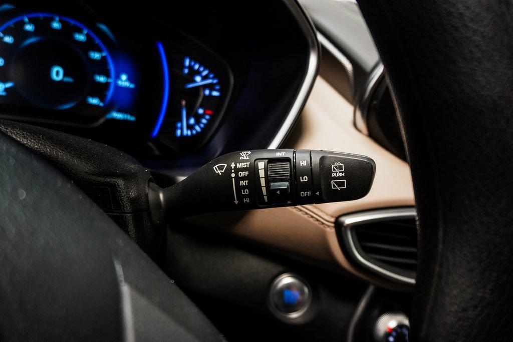 Used 2019 Hyundai Santa Fe SEL image 17