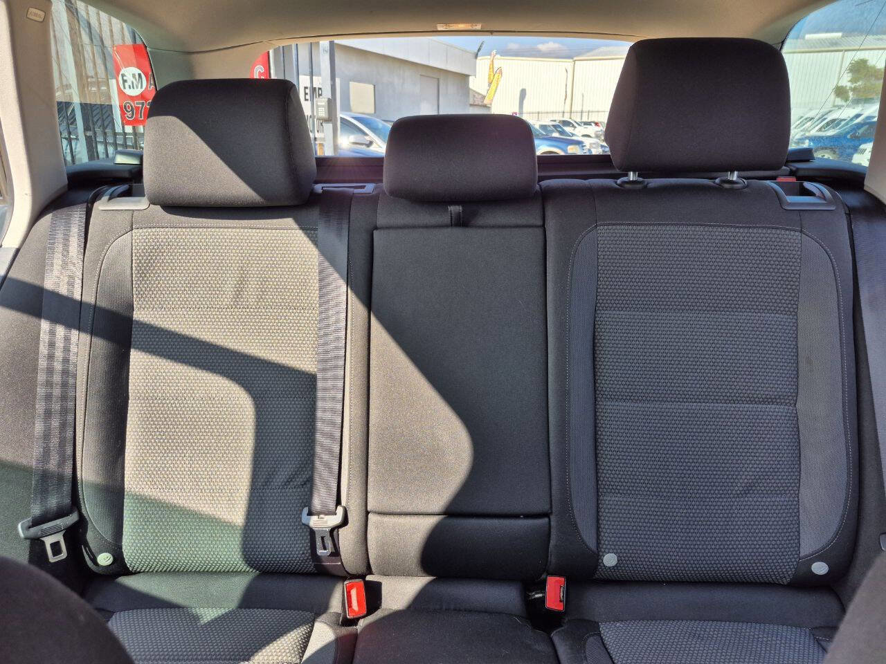 Used 2013 Volkswagen Jetta S image 26