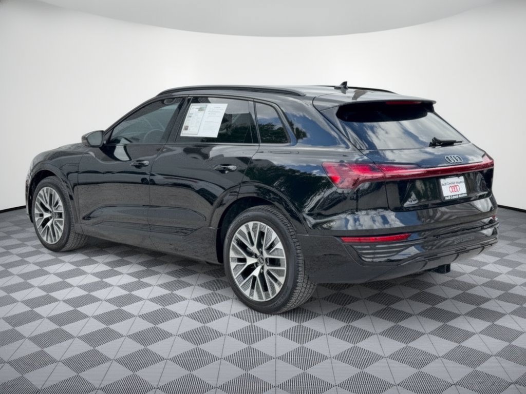 Used 2024 Audi Q8 e-tron Premium Plus w/ Prestige Package AWD/4WD image 3