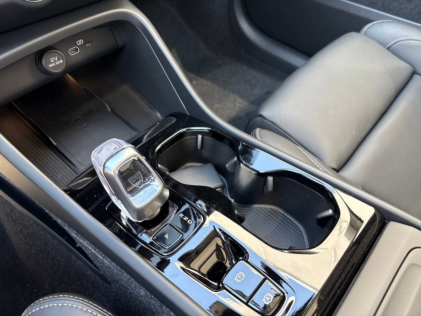 New 2026 Volvo XC40 B5 Plus w/ Protection Package Premier image 30