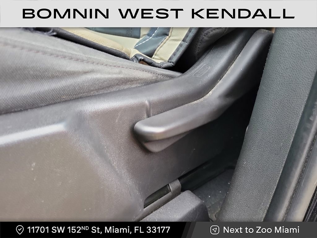 Used 2021 Chevrolet Silverado 1500 Custom image 8