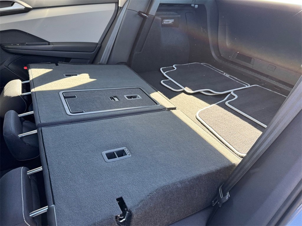 Used 2023 Volkswagen Taos S image 18