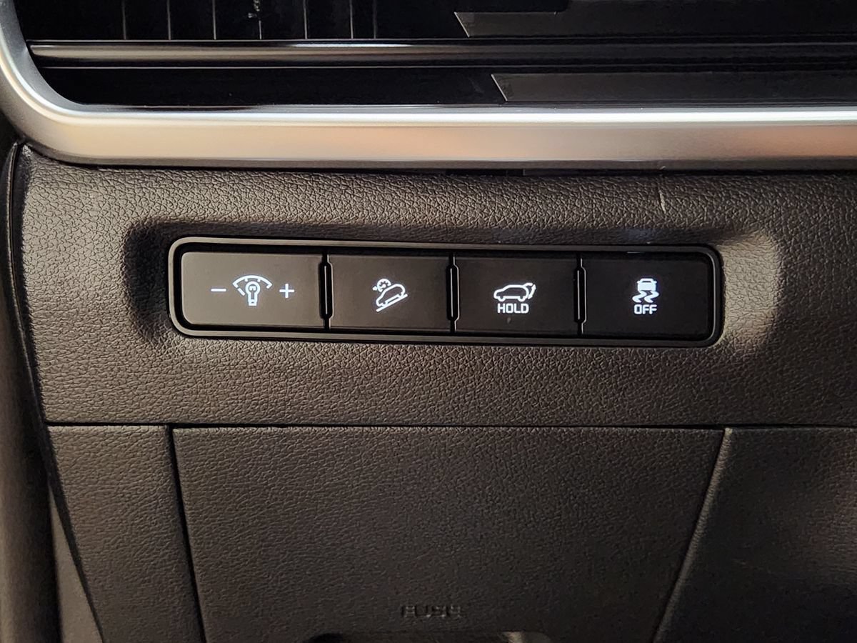 Used 2025 Kia Telluride S FWD image 42