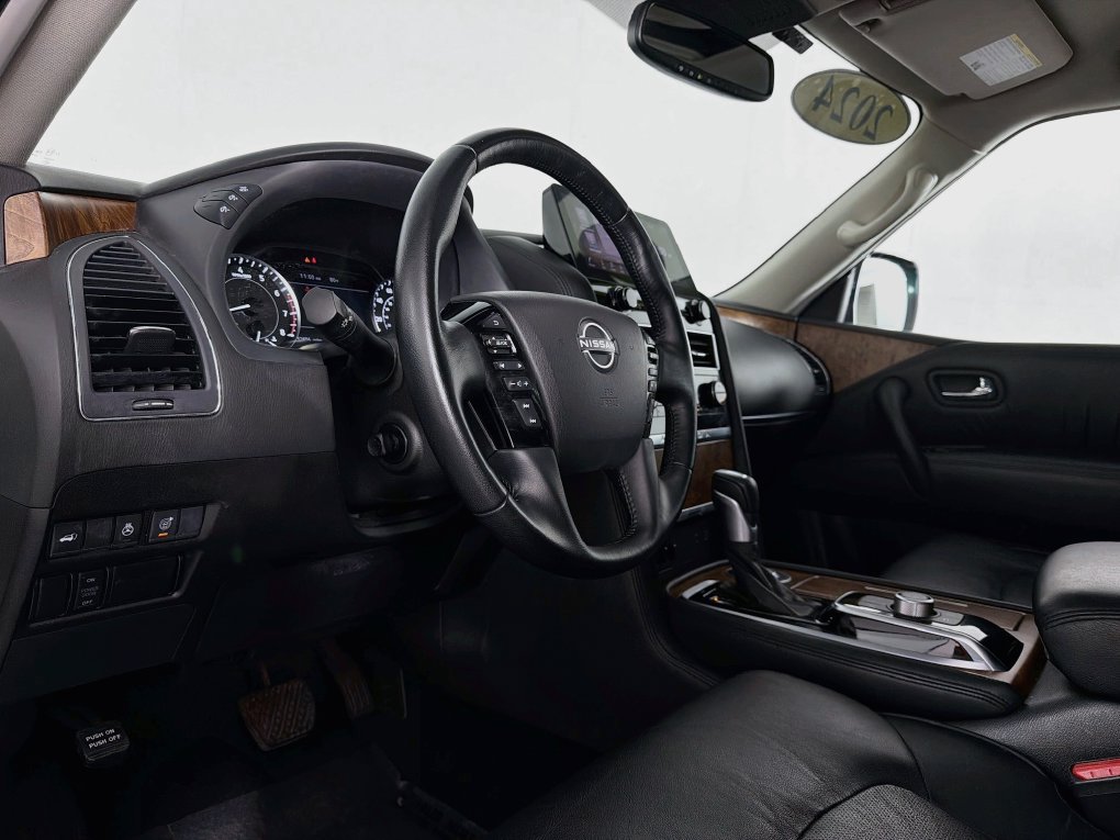 Used 2024 Nissan Armada SL w/ Captain's Chairs Package RWD image 14