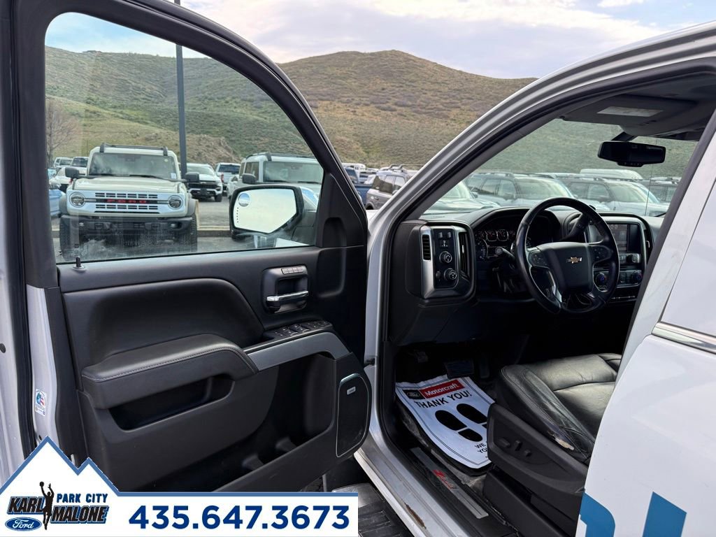 Used 2015 Chevrolet Silverado 1500 LTZ Z71 w/ LTZ Plus Package AWD/4WD image 10
