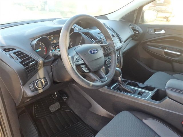 Used 2017 Ford Escape SE image 8