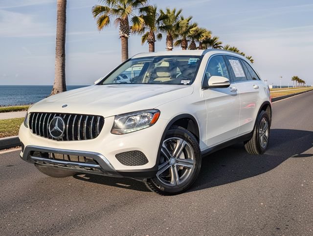Used 2016 Mercedes-Benz GLC 300 image 2